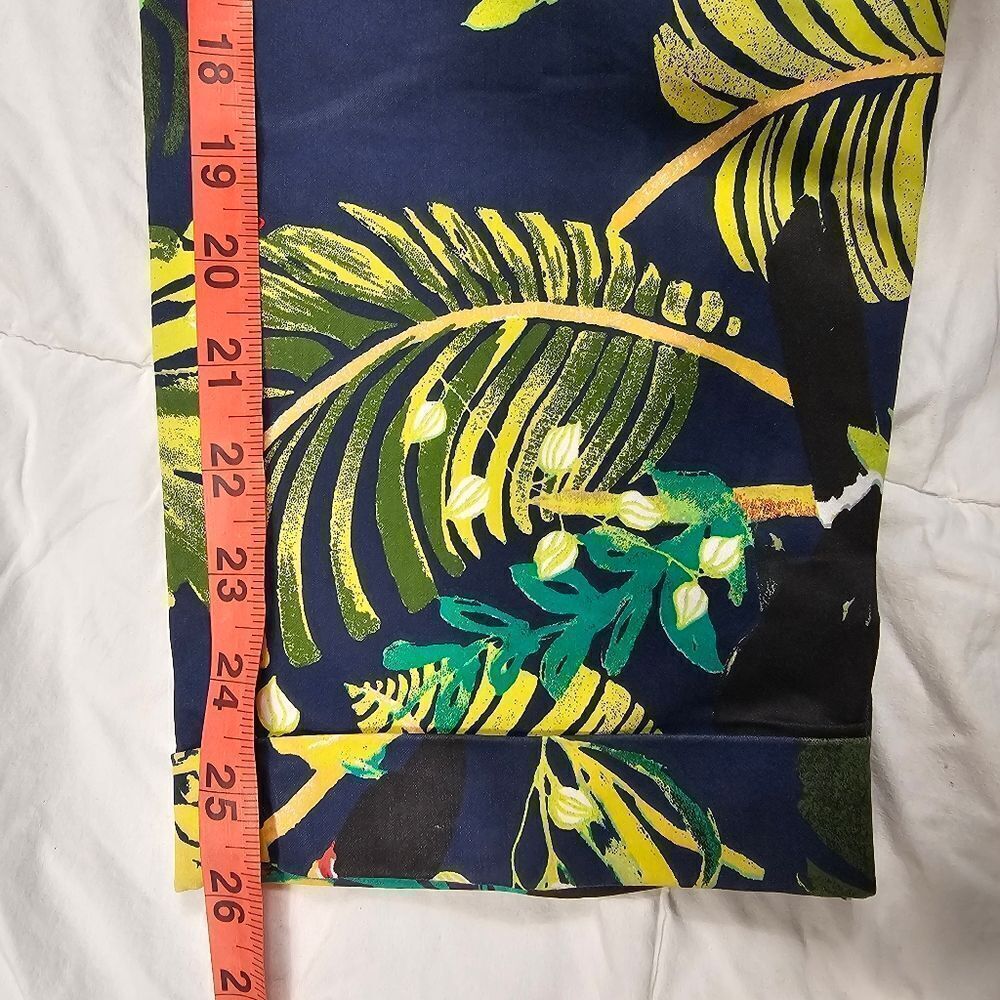 Chico's Tropical Leaf Printed Cropped Ankle Pants Women's‎ Size 0.5 Petite - Picture 14 of 14